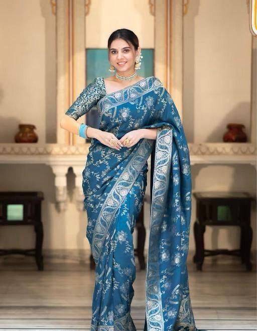 Lc-654 By Fashid Wholesale 01 To 03 Series Indian Traditional Wear Collection Beautiful Stylish Fancy Colorful Party Wear & Occasional Wear Lichi Silk Sarees At Wholesale Price
