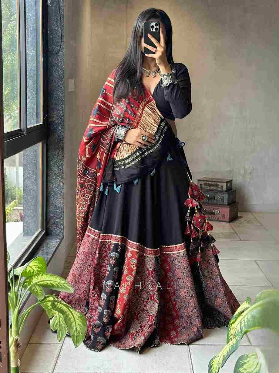 Be-389 By Fashid Wholesale 01 To 03 Series Navratri Wear Collection Beautiful Stylish Colorful Fancy Party Wear & Occasional Wear Polyester Rayon Lehengas At Wholesale Price