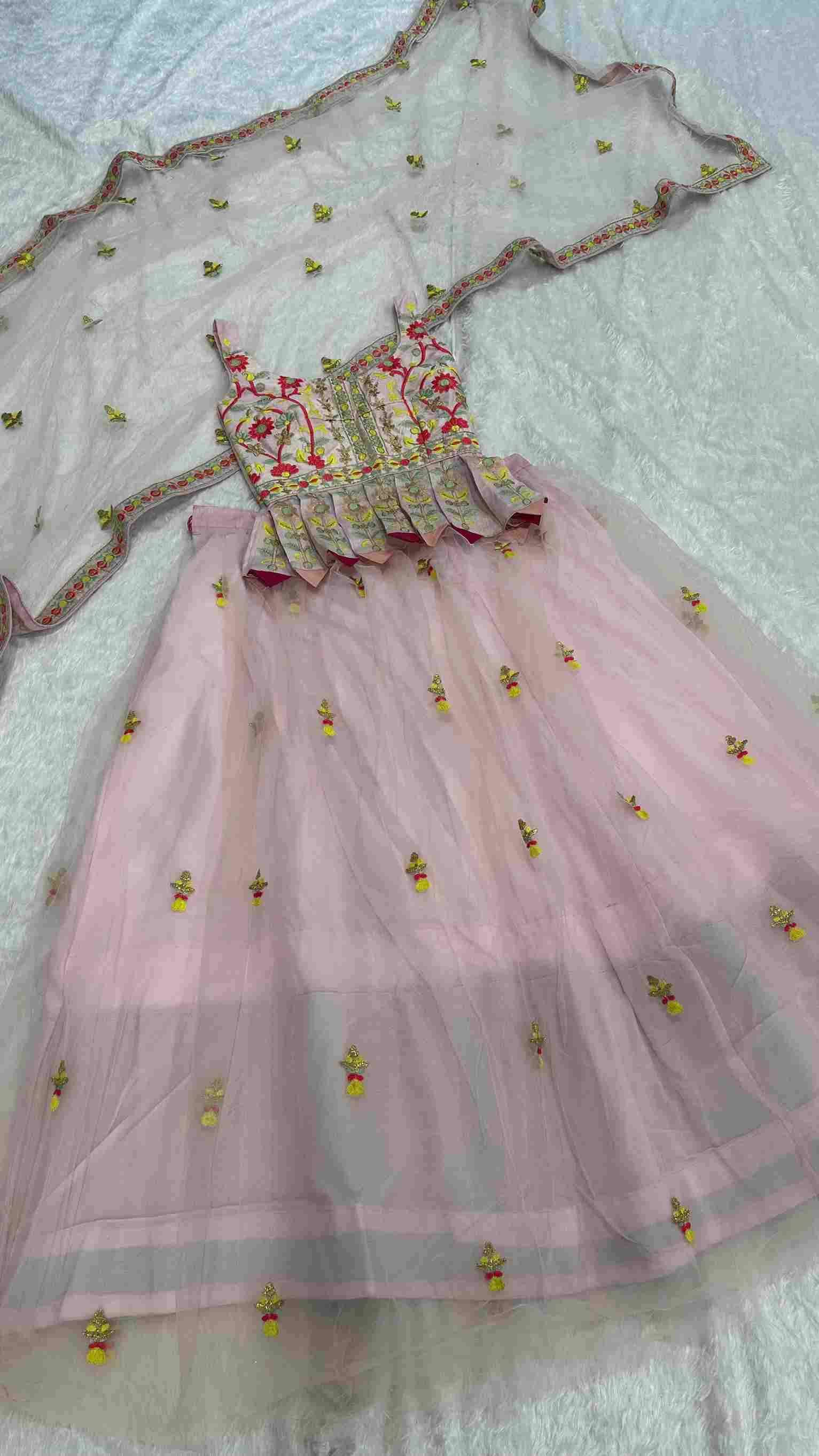 Sf-1053 By Fashid Wholesale Wear Collection Beautiful Stylish Colorful Fancy Party Wear & Occasional Wear Net Lehengas At Wholesale Price