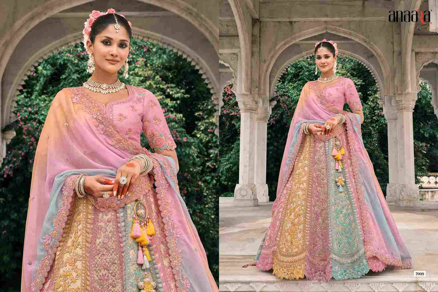 Anaara 7901 Series By Tathastu Indian Traditional Bridal Wear Collection Beautiful Stylish Fancy Colorful Party Wear & Occasional Wear Silk Sarees At Wholesale Price