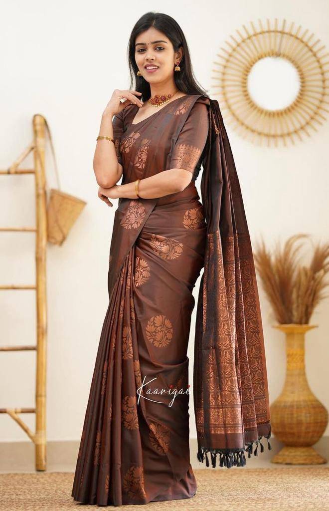 Kb-4064 By Fashid Wholesale 01 To 05 Series Indian Traditional Wear Collection Beautiful Stylish Fancy Colorful Party Wear & Occasional Wear Soft Lichi Silk Saree Sarees At Wholesale Price