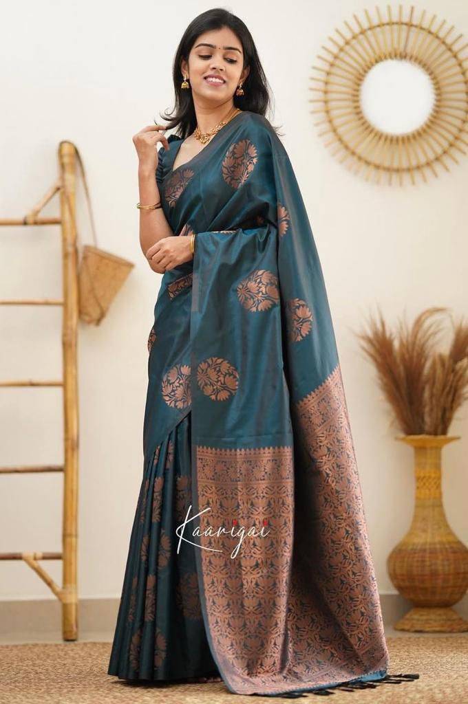 Kb-4064 By Fashid Wholesale 01 To 05 Series Indian Traditional Wear Collection Beautiful Stylish Fancy Colorful Party Wear & Occasional Wear Soft Lichi Silk Saree Sarees At Wholesale Price