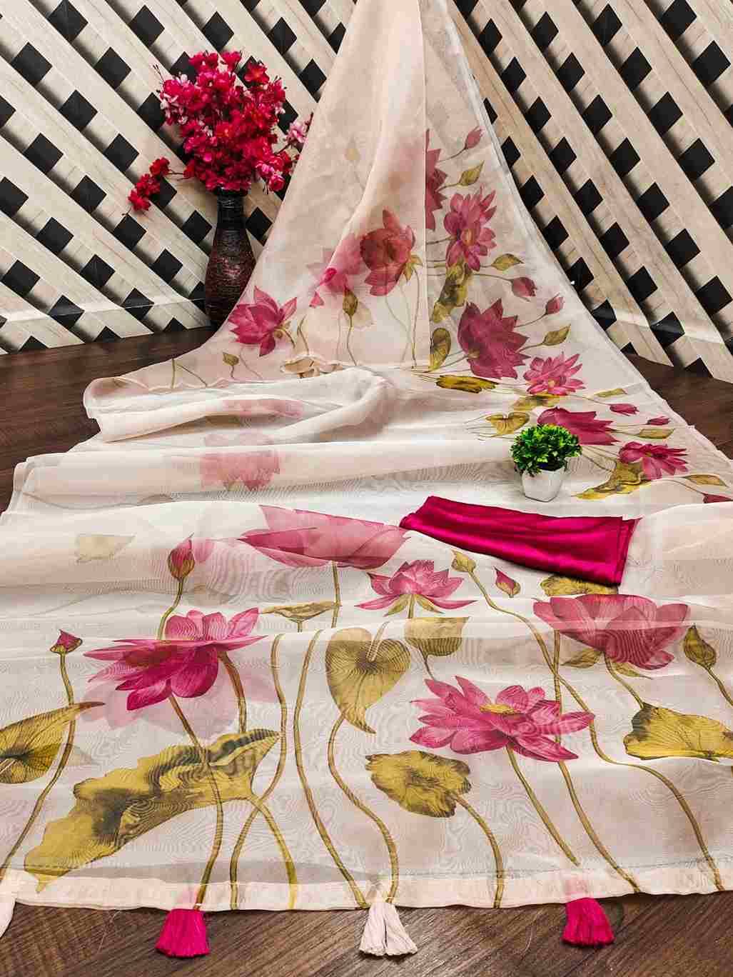 Srr-109 By Fashid Wholesale 01 To 14 Series Indian Traditional Wear Collection Beautiful Stylish Fancy Colorful Party Wear & Occasional Wear Organza Digital Print Sarees At Wholesale Price