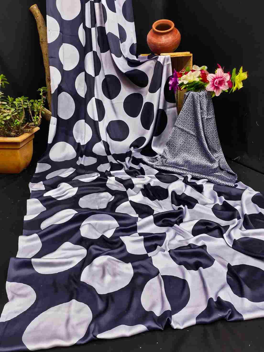 Srr-110 By Fashid Wholesale 01 To 17 Series Indian Traditional Wear Collection Beautiful Stylish Fancy Colorful Party Wear & Occasional Wear Japan Crepe Digital Print Sarees At Wholesale Price