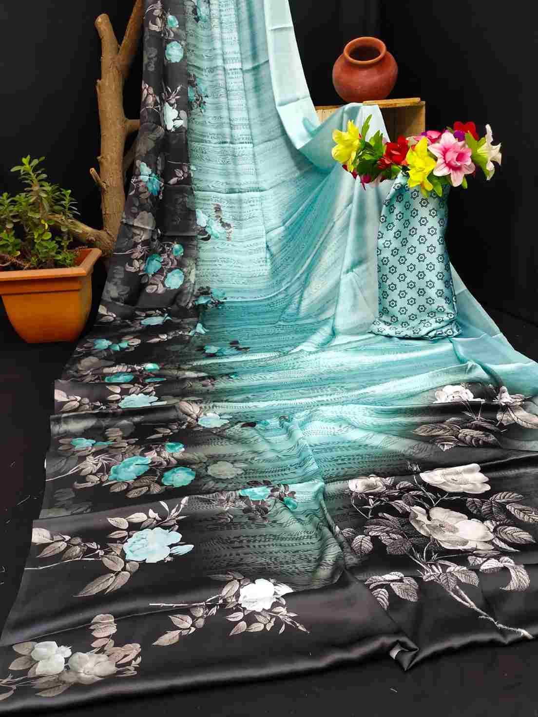 Srr-111 By Fashid Wholesale 01 To 16 Series Indian Traditional Wear Collection Beautiful Stylish Fancy Colorful Party Wear & Occasional Wear Japan Crepe Digital Print Sarees At Wholesale Price