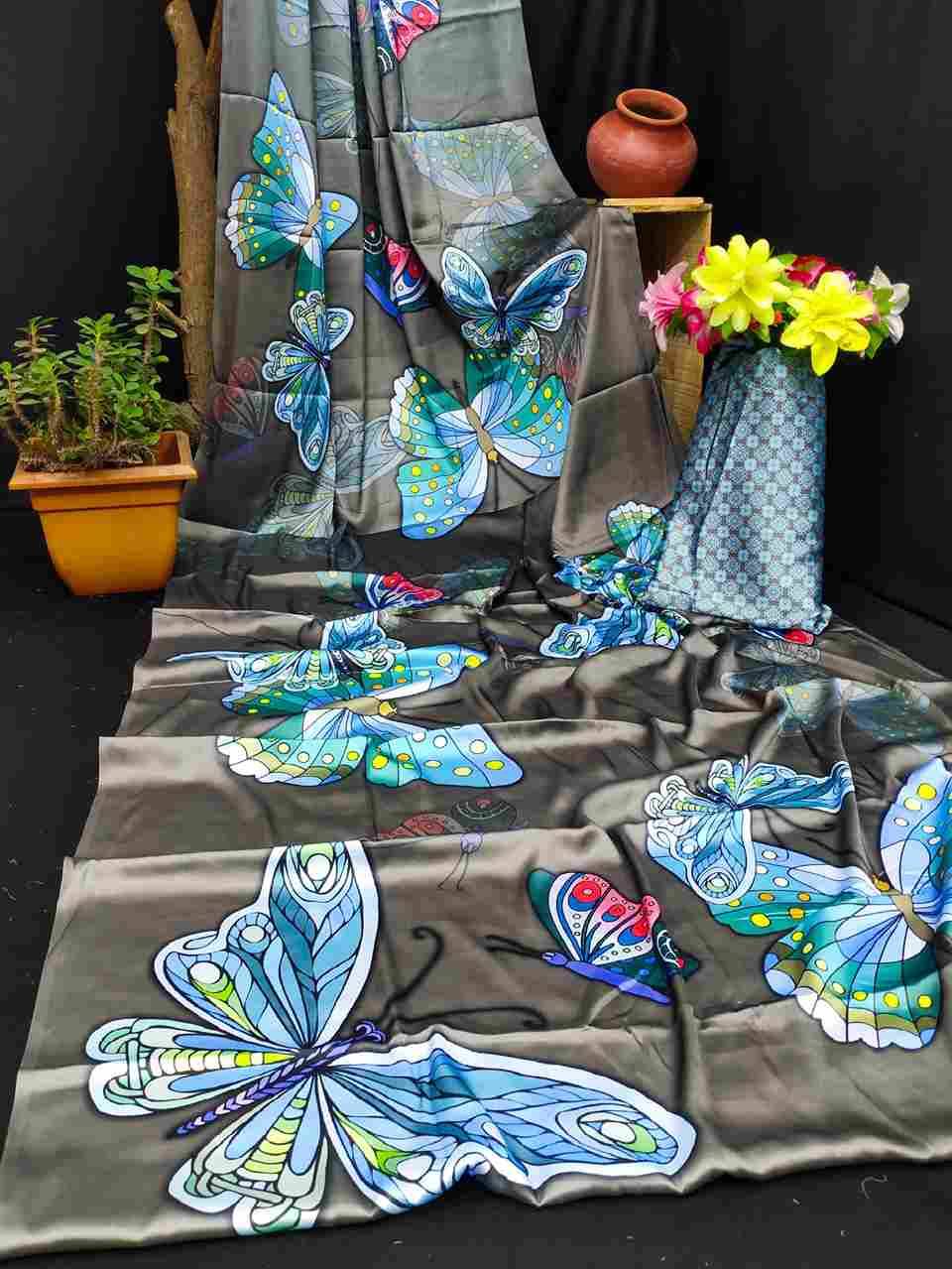 Srr-111 By Fashid Wholesale 01 To 16 Series Indian Traditional Wear Collection Beautiful Stylish Fancy Colorful Party Wear & Occasional Wear Japan Crepe Digital Print Sarees At Wholesale Price