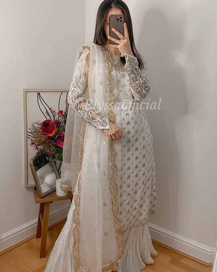 Zd-9281 By Fashid Wholesale 01 To 02 Series Beautiful Colorful Fancy Wedding Collection Occasional Wear & Party Wear Faux Georgette Dresses At Wholesale Price