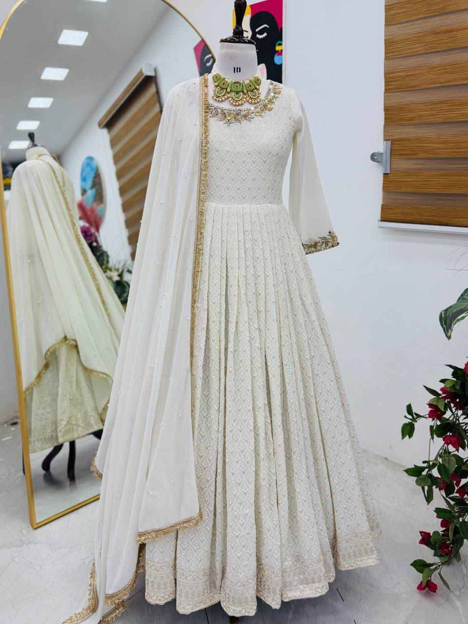 Zd-10100 By Fashid Wholesale Designer Stylish Fancy Colorful Beautiful Party Wear & Ethnic Wear Collection Faux Georgette Gowns At Wholesale Price