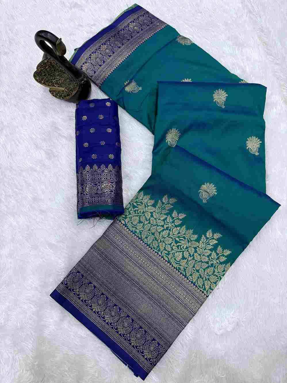 Sb-927 By Fashid Wholesale Indian Traditional Wear Collection Beautiful Stylish Fancy Colorful Party Wear & Occasional Wear Kanjivaram Silk Sarees At Wholesale Price