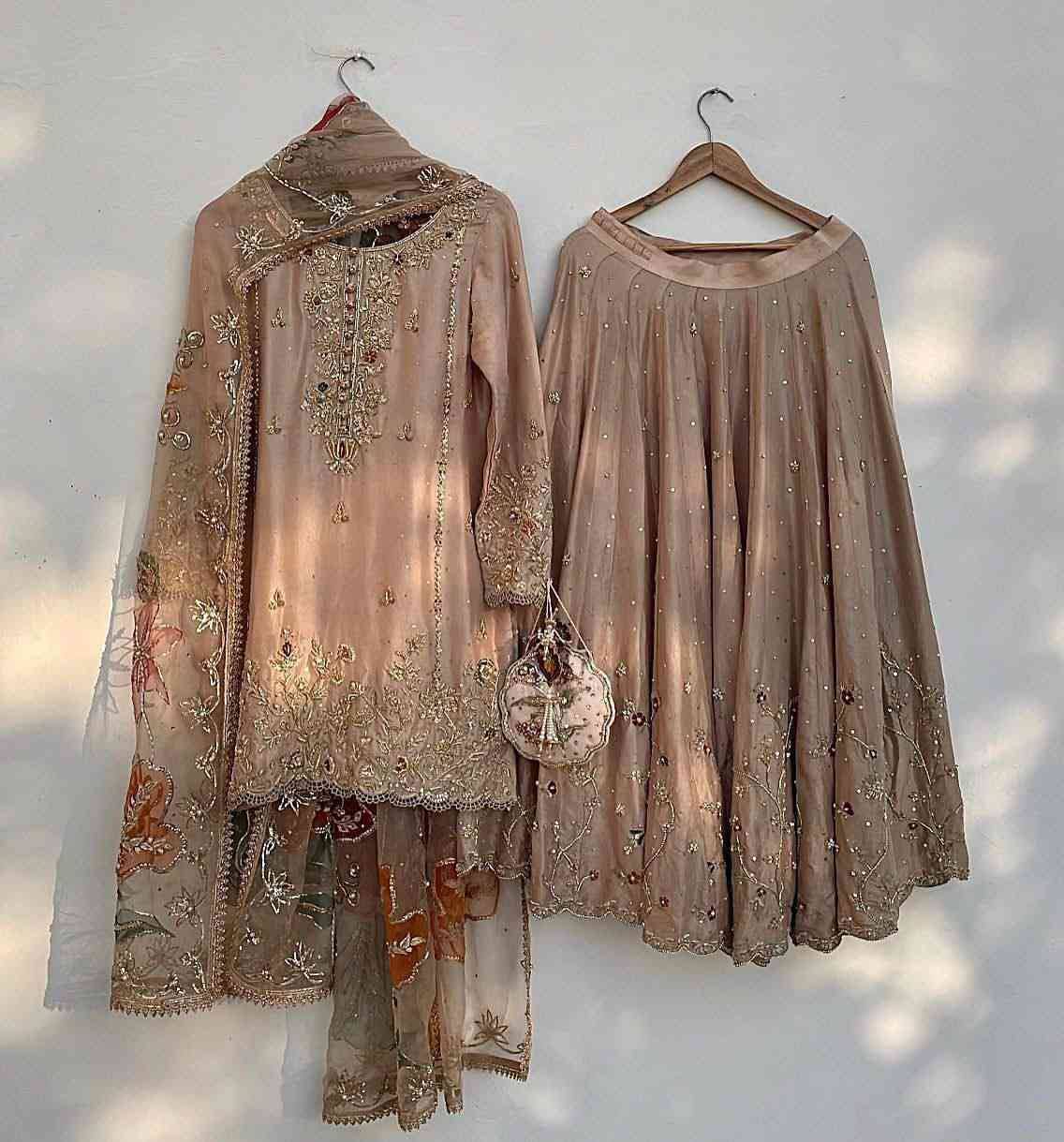 Le-1976 By Fashid Wholesale Beautiful Festive Suits Colorful Stylish Fancy Casual Wear & Ethnic Wear Chinnon Dresses At Wholesale Price