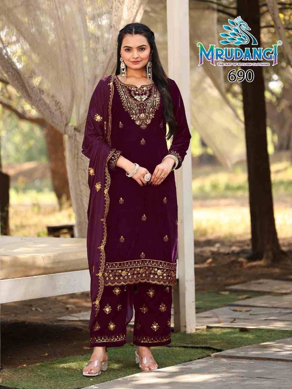 Verona By Mrudangi 689 To 691 Series Beautiful Festive Suits Colorful Stylish Fancy Casual Wear & Ethnic Wear Pure Velvet Dresses At Wholesale Price