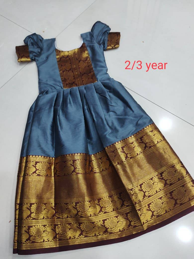 Pv-Kids Gown Vol-15 By Fashid Wholesale 01 To 21 Series Designer Beautiful Collection Occasional Wear & Party Wear Fancy Gowns At Wholesale Price