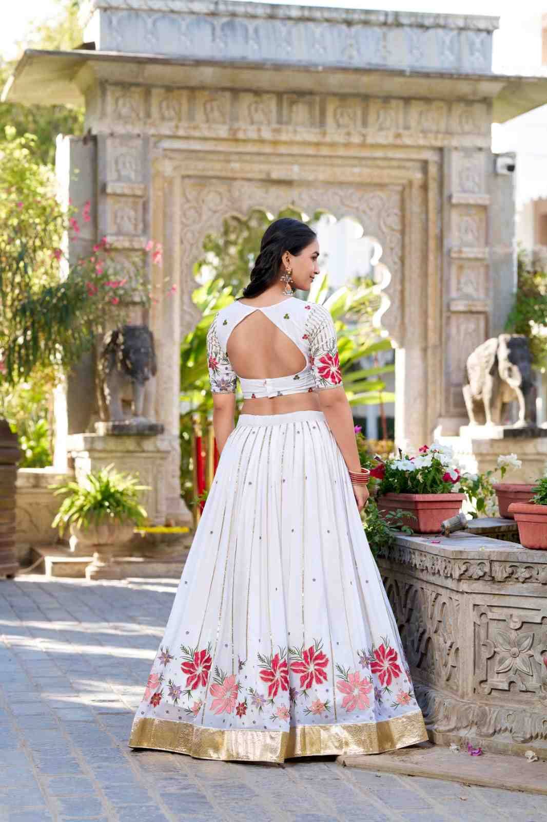 Pc-28 By Fashid Wholesale Series Navratri Wear Collection Beautiful Stylish Colorful Fancy Party Wear & Occasional Wear Georgette Lehengas At Wholesale Price