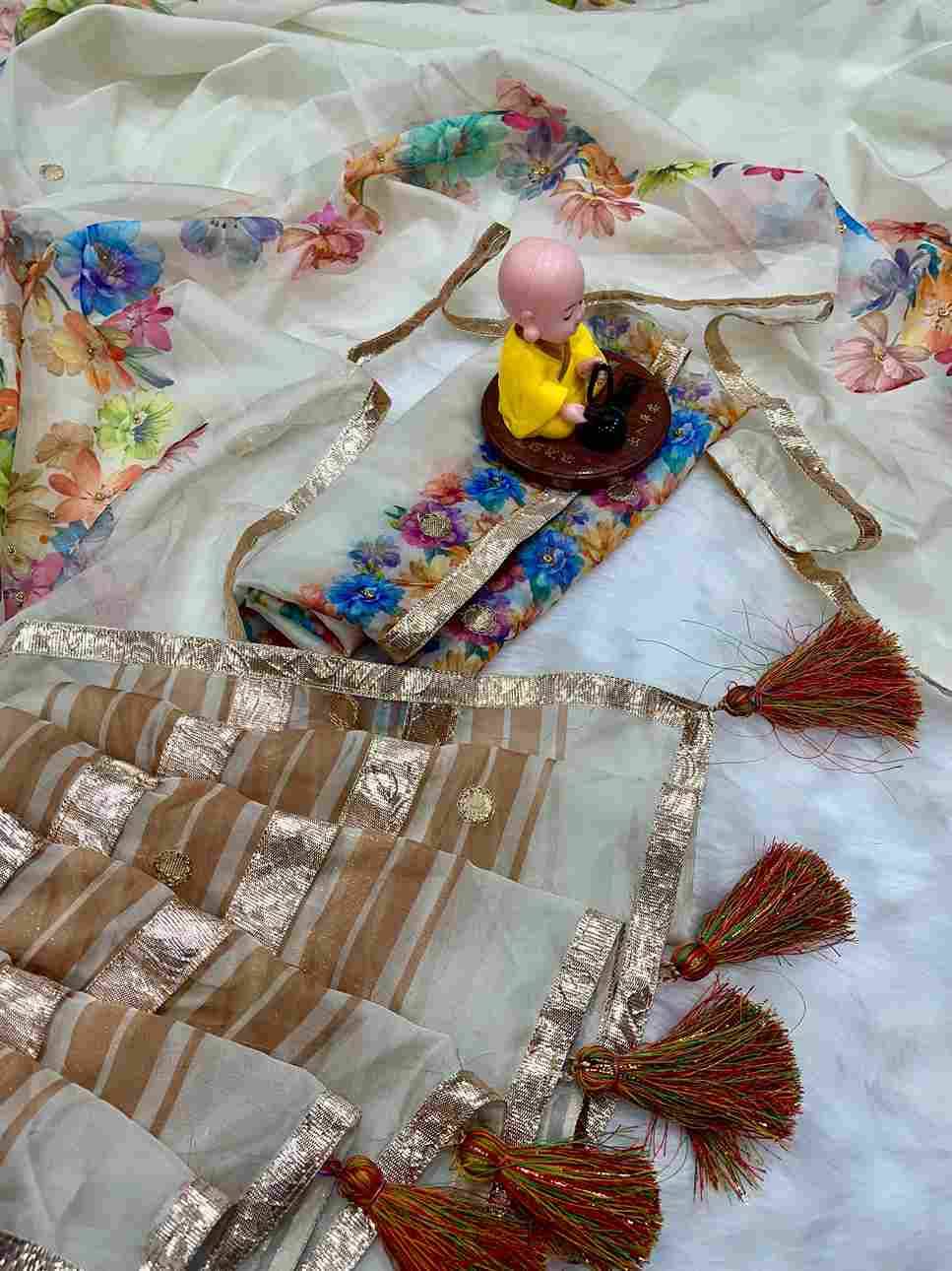 Vs-Mitra By Fashid Wholesale Indian Traditional Wear Collection Beautiful Stylish Fancy Colorful Party Wear & Occasional Wear Soft Tabby Silk Sarees At Wholesale Price