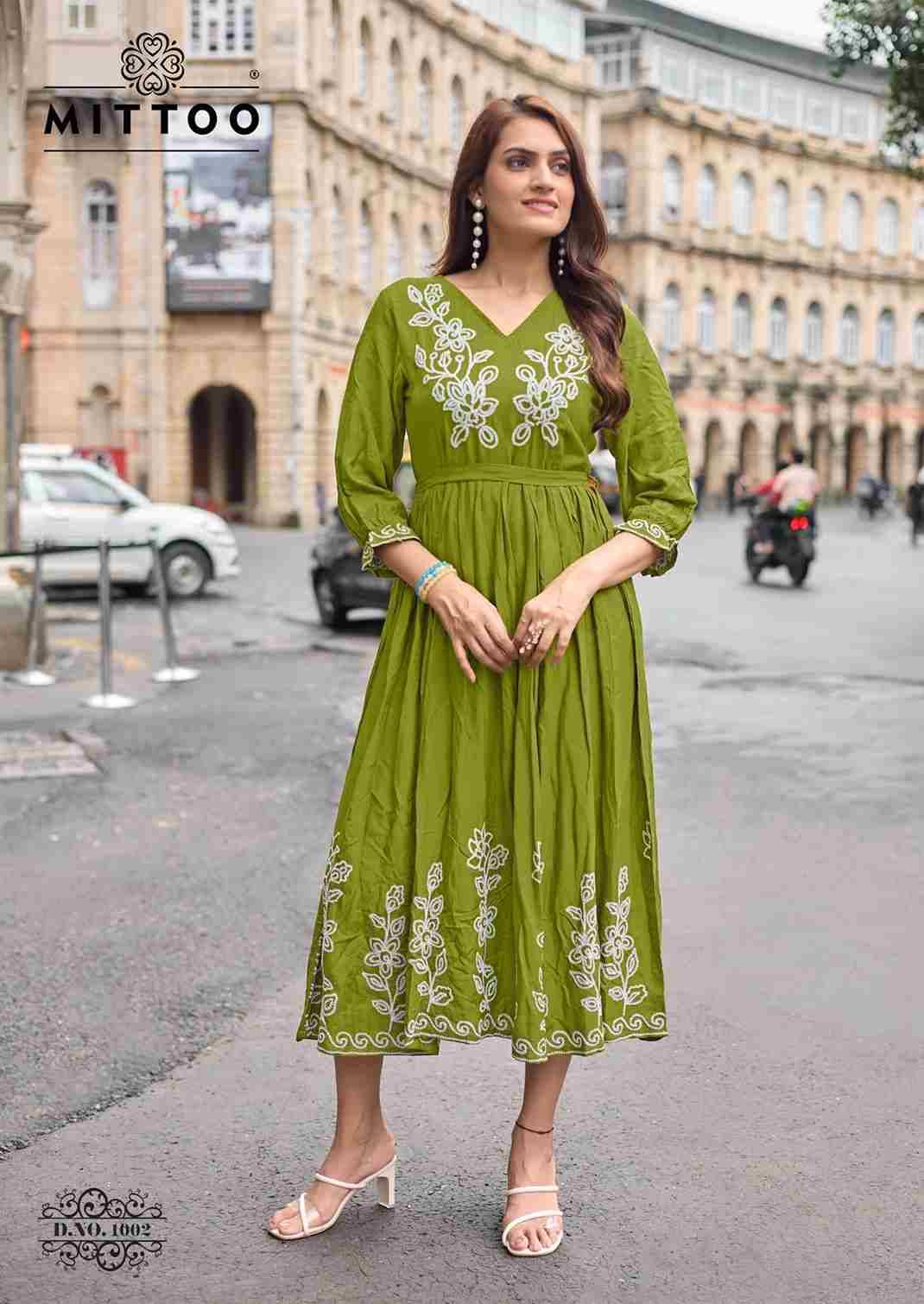 Queen By Mittoo 1001 To 1006 Series Designer Stylish Fancy Colorful Beautiful Party Wear & Ethnic Wear Collection Heavy Rayon Kurtis At Wholesale Price