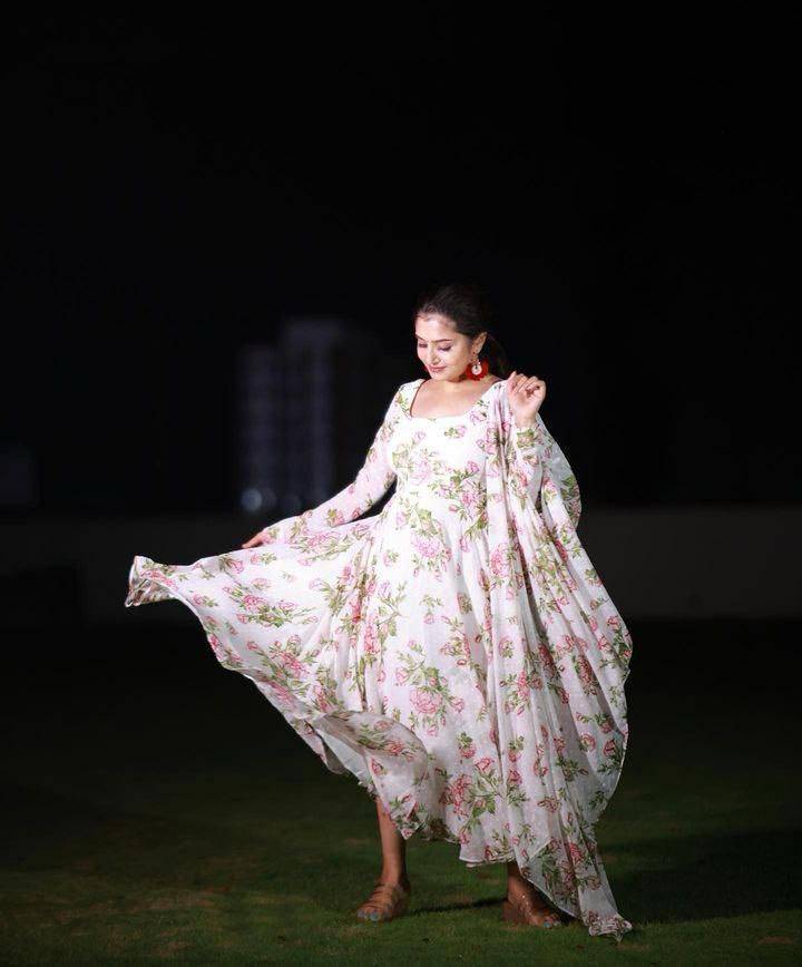 Lc-01 By Fashid Wholesale Beautiful Stylish Fancy Colorful Casual Wear & Ethnic Wear Premium Georgette Gown At Wholesale Price