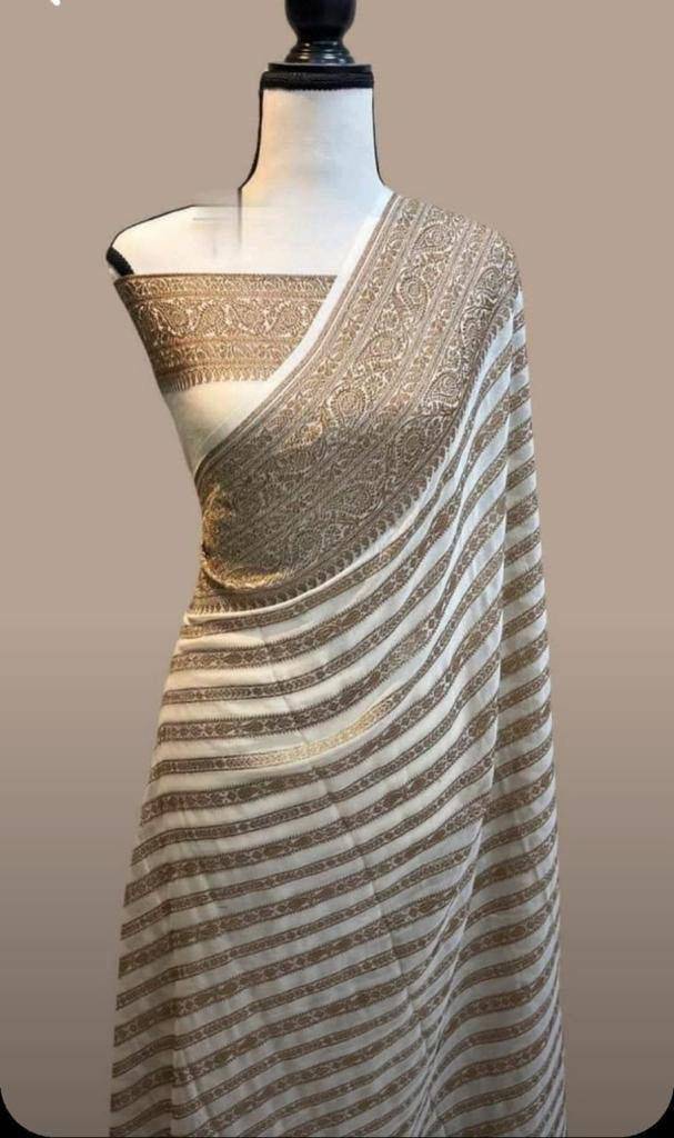 Lc-556 By Fashid Wholesale 01 To 10 Series Indian Traditional Wear Collection Beautiful Stylish Fancy Colorful Party Wear & Occasional Wear Pure Soft Khadi Georgette Silk Sarees At Wholesale Price