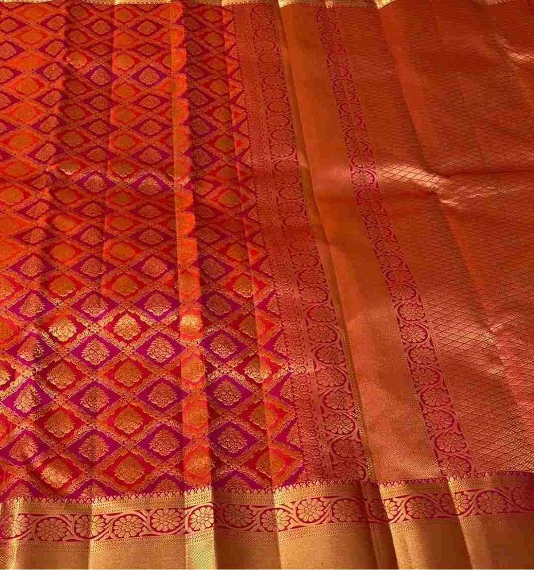 Lc-796 By Fashid Wholesale Indian Traditional Wear Collection Beautiful Stylish Fancy Colorful Party Wear & Occasional Wear Lichi Silk Sarees At Wholesale Price