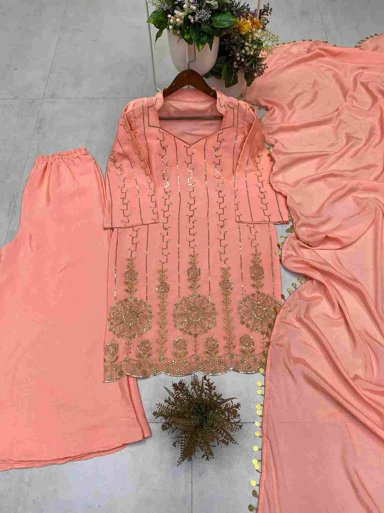 Be-395 By Fashid Wholesale Beautiful Suits Colorful Stylish Fancy Casual Wear & Ethnic Wear Chinnon Dresses At Wholesale Price