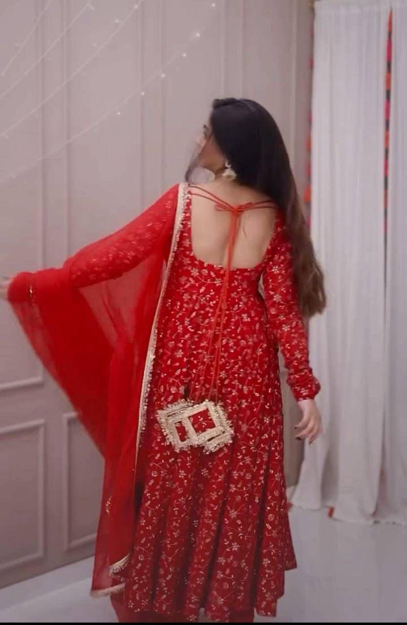 Sf-1076 By Fashid Wholesale Beautiful Suits Colorful Stylish Fancy Casual Wear & Ethnic Wear Heavy Georgette Dresses At Wholesale Price