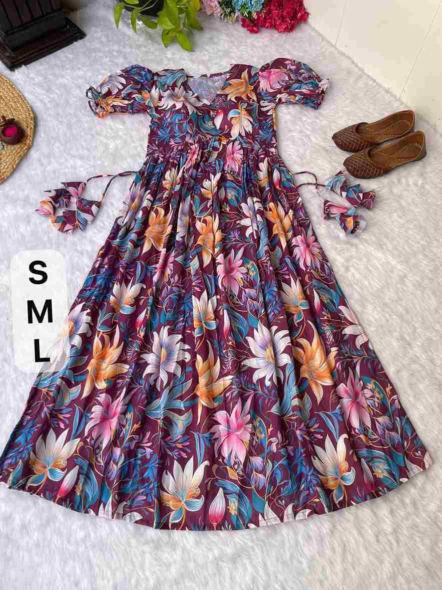 Mb-304 By Fashid Wholesale 01 To 06 Series Designer Stylish Fancy Colorful Beautiful Party Wear & Ethnic Wear Collection Soft Muslin Print Kurtis At Wholesale Price