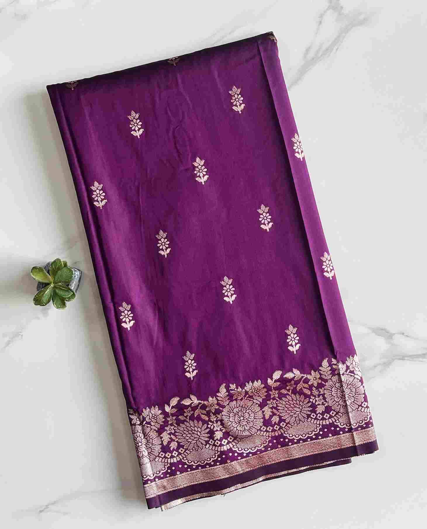 Vt-1013 By Fashid Wholesale 01 To 06 Series Indian Traditional Wear Collection Beautiful Stylish Fancy Colorful Party Wear & Occasional Wear Pure Banarasi Silk Sarees At Wholesale Price