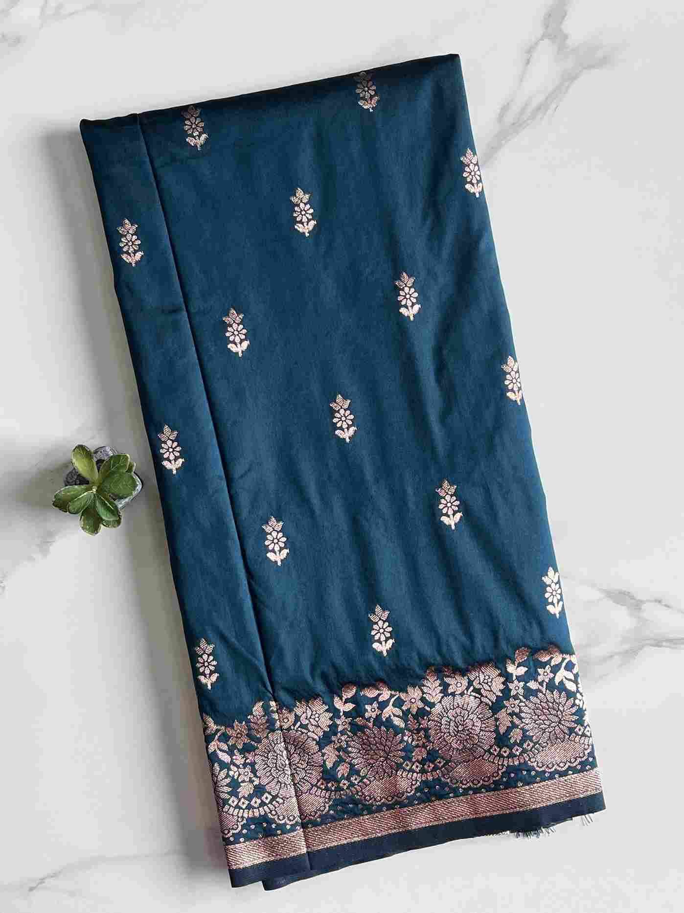Vt-1013 By Fashid Wholesale 01 To 06 Series Indian Traditional Wear Collection Beautiful Stylish Fancy Colorful Party Wear & Occasional Wear Pure Banarasi Silk Sarees At Wholesale Price