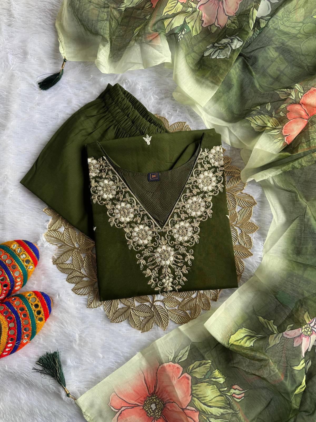 Vtd-24 By Fashid Wholesale Beautiful Festive Suits Colorful Stylish Fancy Casual Wear & Ethnic Wear Roman Silk Dresses At Wholesale Price