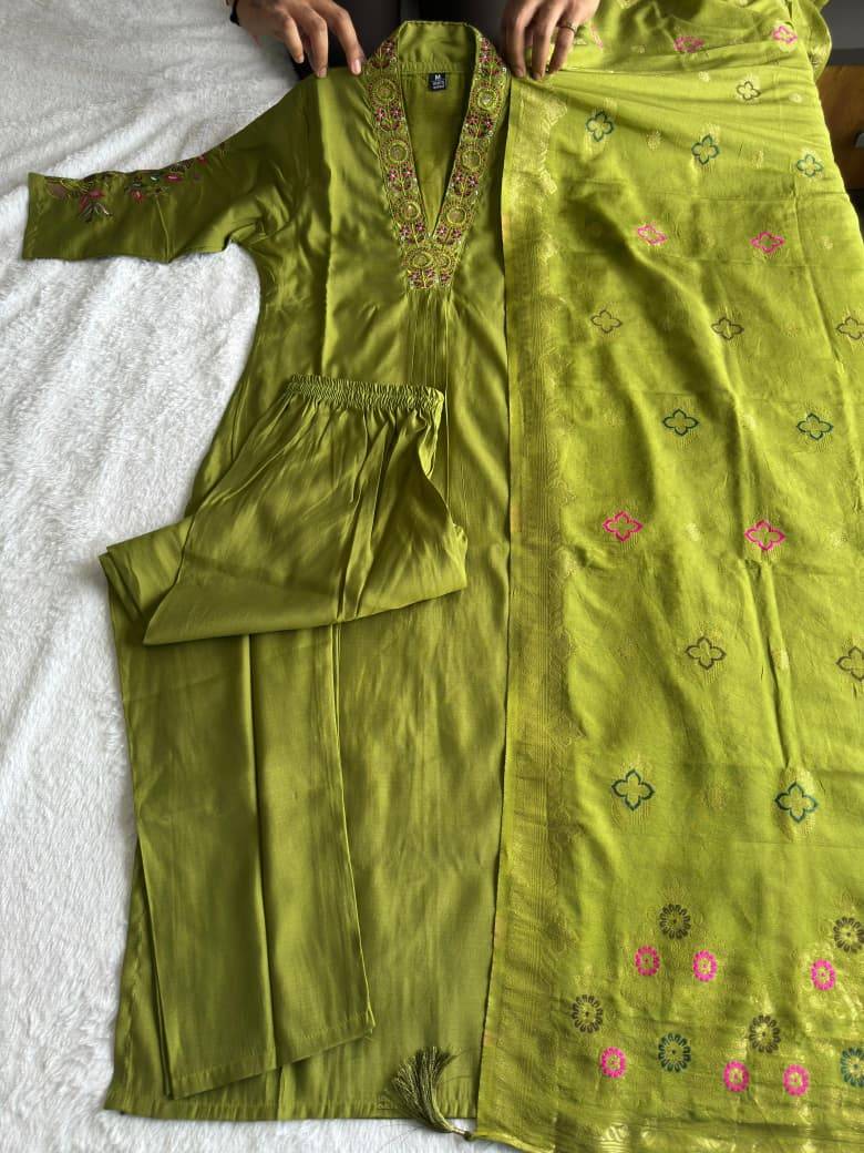 Kr-376 By Fashid Wholesale Beautiful Suits Stylish Fancy Colorful Party Wear & Occasional Wear Roman Silk Dresses At Wholesale Price