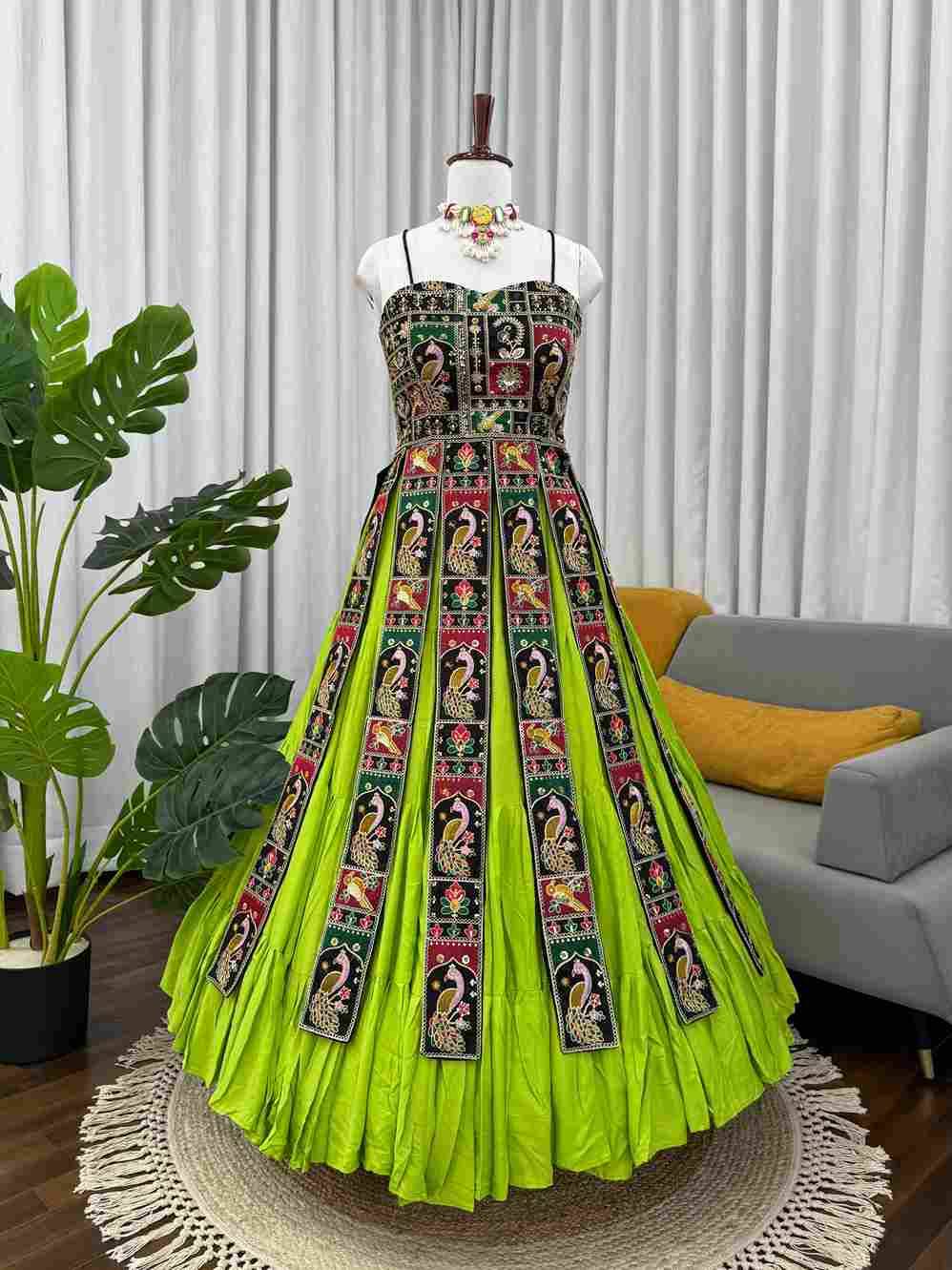 R-5922 By Fashid Wholesale Beautiful Suits Colorful Stylish Fancy Casual Wear & Ethnic Wear Faux Georgette Dresses At Wholesale Price