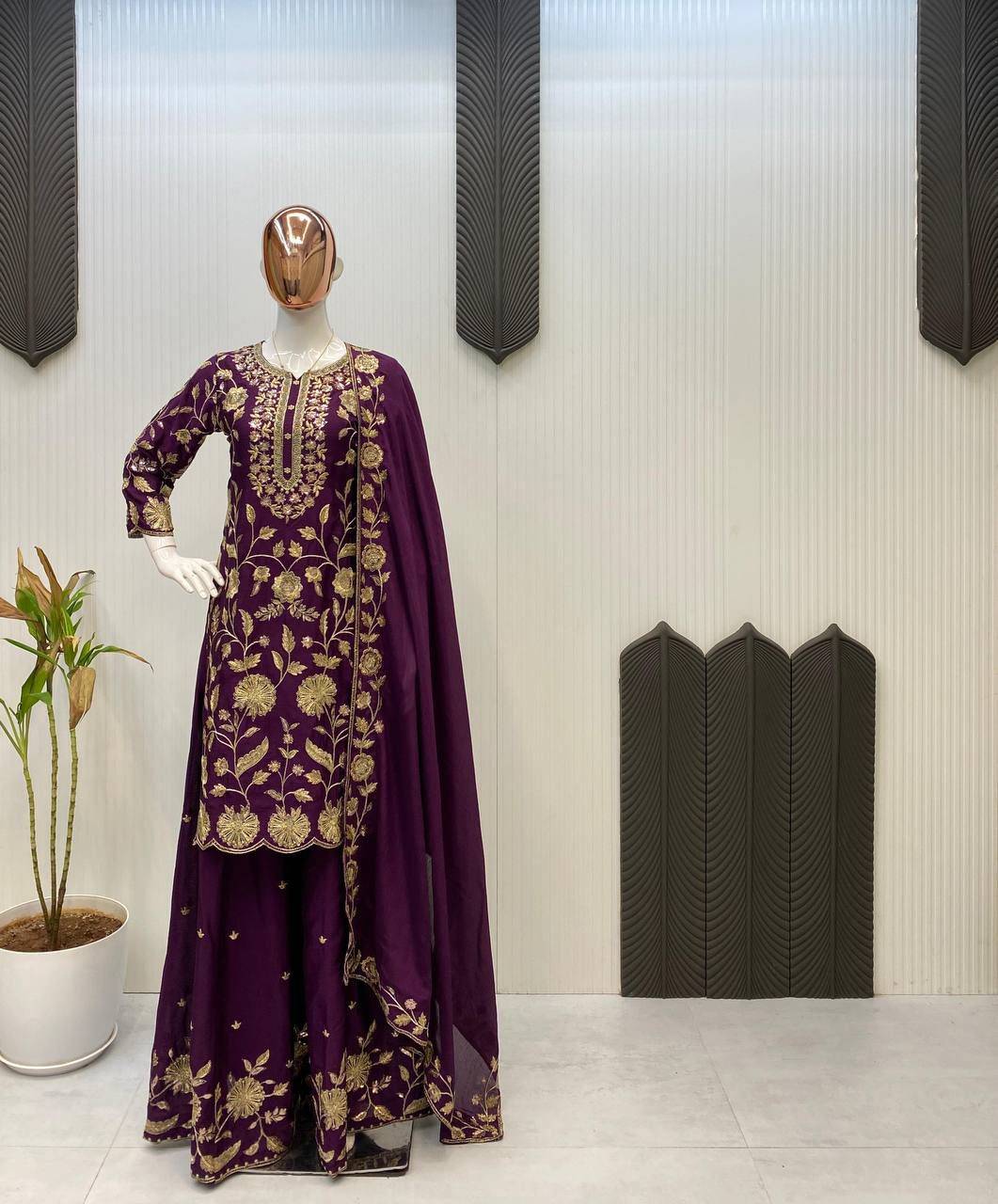Le-1940 By Fashid Wholesale 01 To 02 Series Beautiful Festive Suits Colorful Stylish Fancy Casual Wear & Ethnic Wear Chinnon Dresses At Wholesale Price