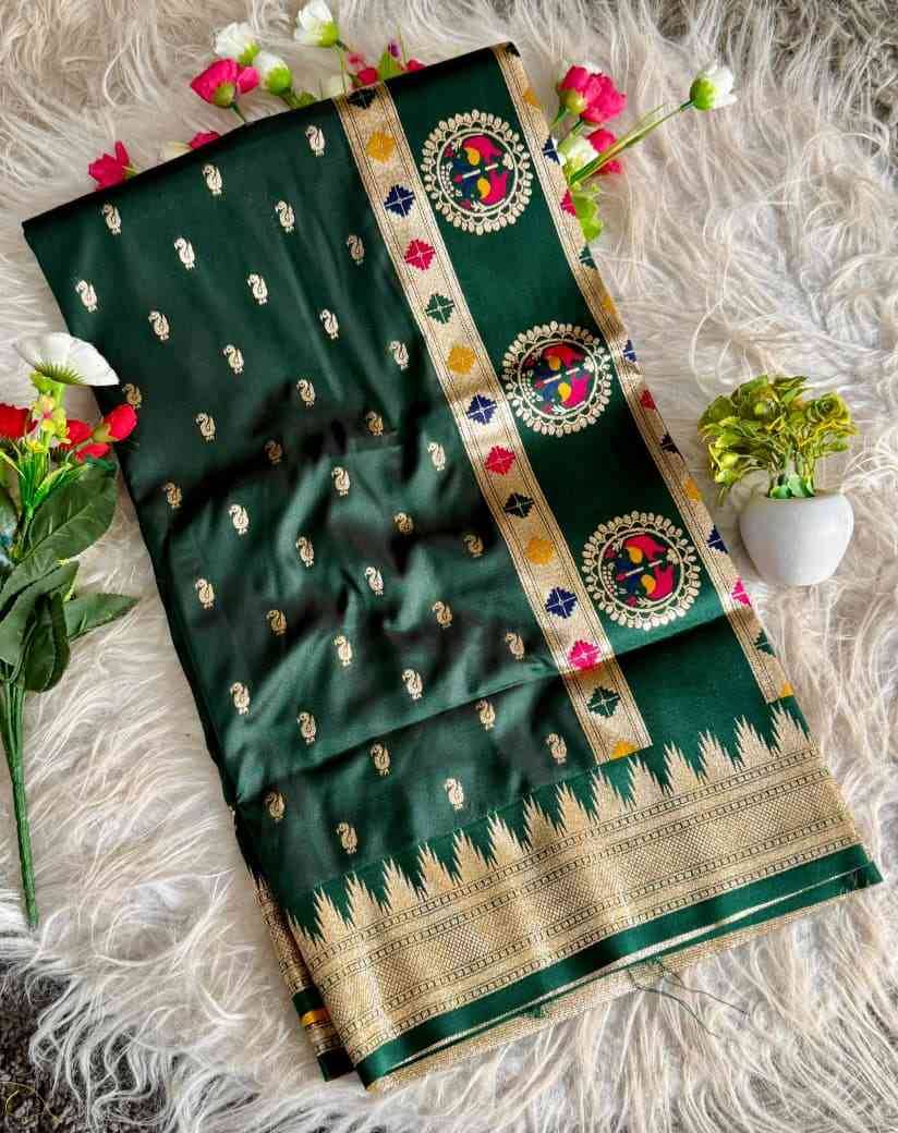 Vv-43 By Fashid Wholesale 01 To 08 Series Indian Traditional Wear Collection Beautiful Stylish Fancy Colorful Party Wear & Occasional Wear Paithani Silk Sarees At Wholesale Price