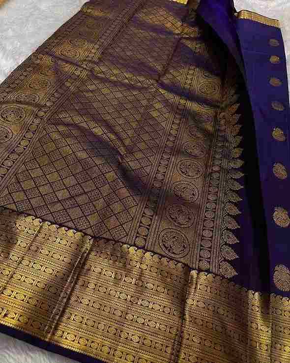 Lc-772 By Fashid Wholesale 01 To 05 Series Indian Traditional Wear Collection Beautiful Stylish Fancy Colorful Party Wear & Occasional Wear Lichi Silk Sarees At Wholesale Price