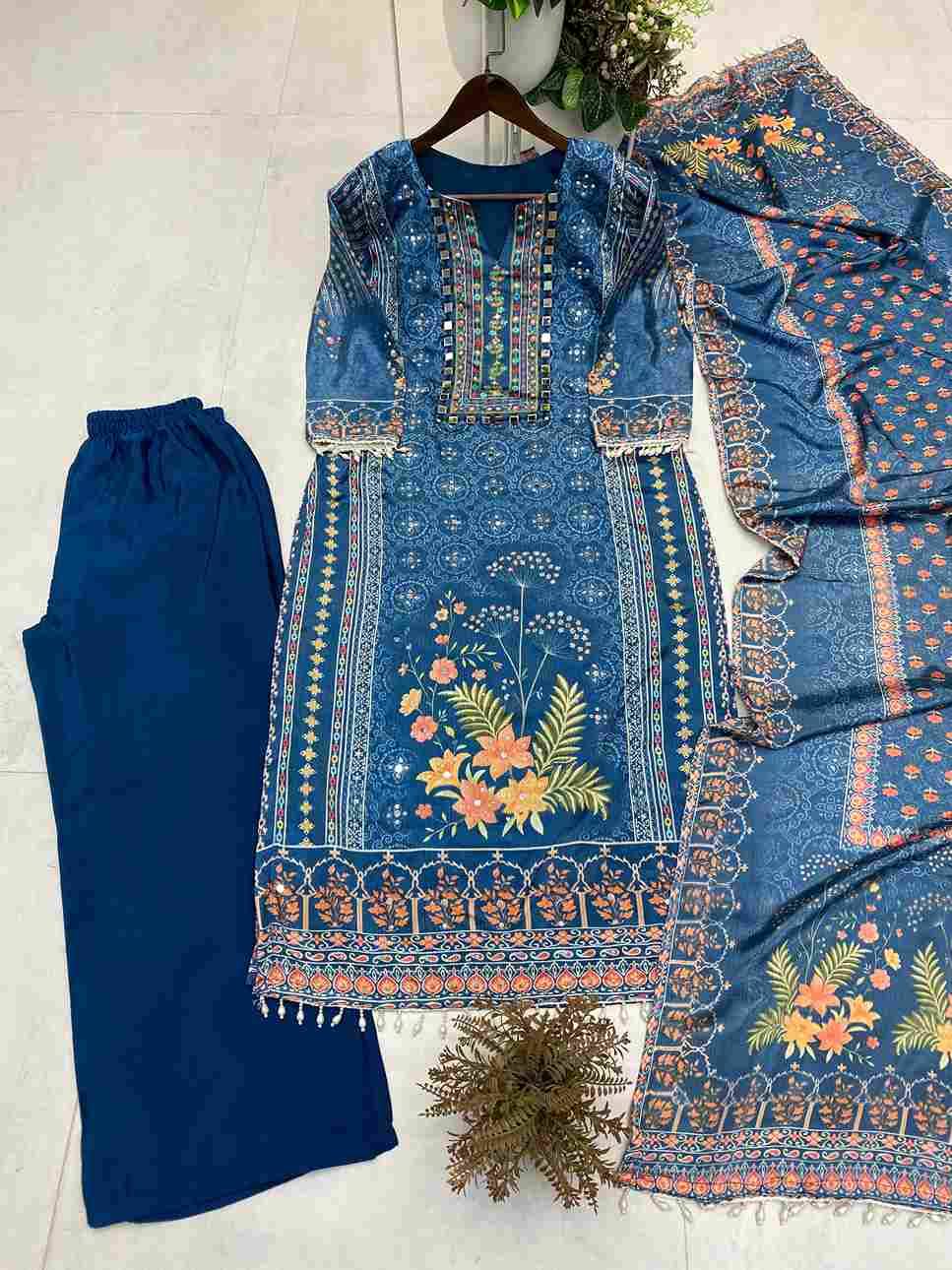 Be-404 By Fashid Wholesale Beautiful Suits Colorful Stylish Fancy Casual Wear & Ethnic Wear Chinnon Dresses At Wholesale Price