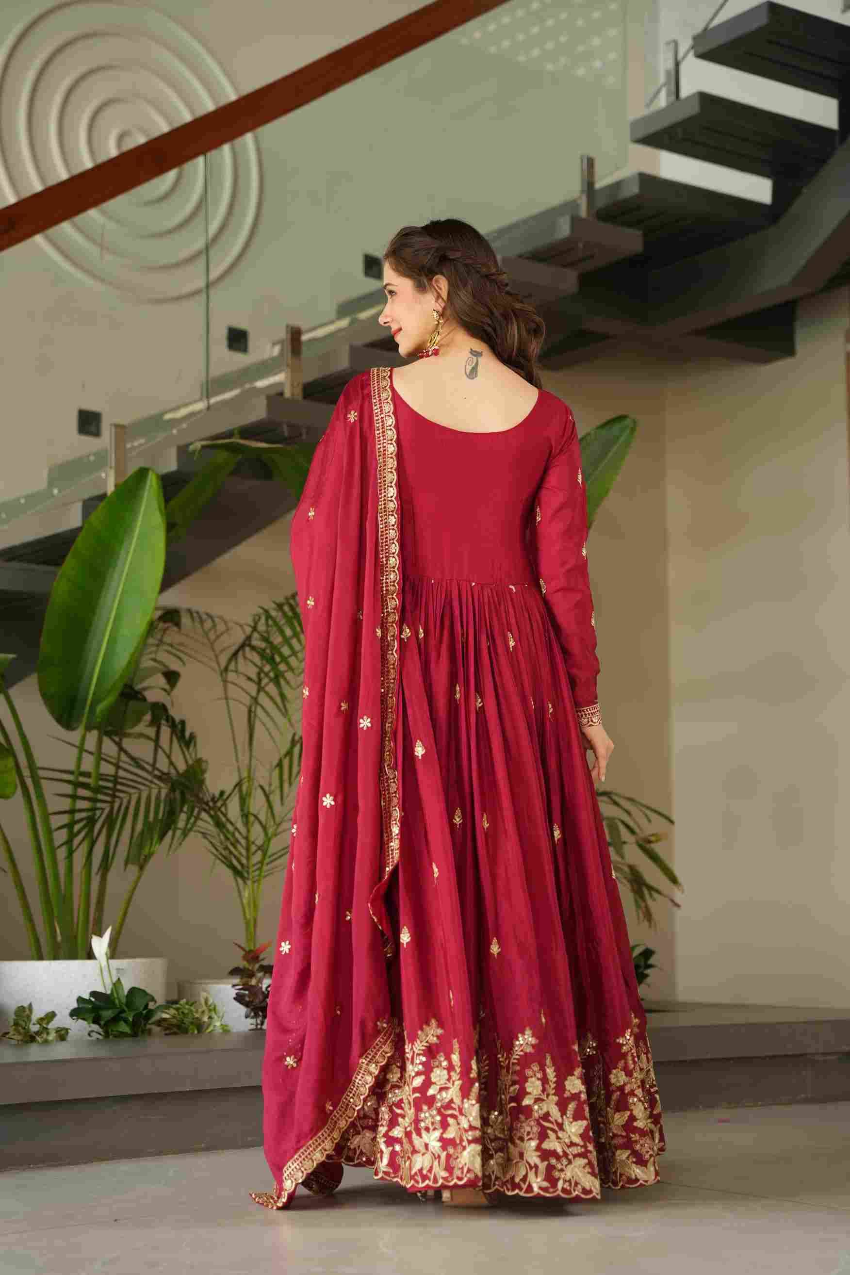 Sf-1100 By Fashid Wholesale 01 To 02 Series Designer Beautiful Collection Occasional Wear & Party Wear Chinnon Gowns At Wholesale Price