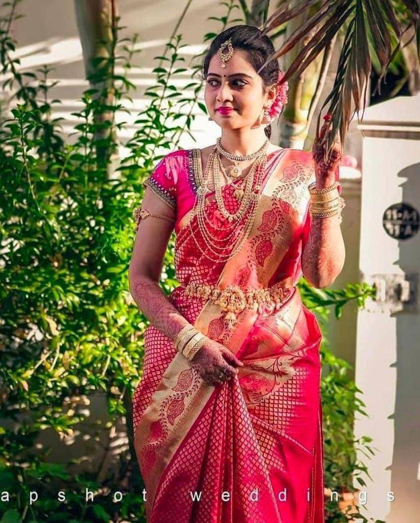 Kp-4089 By Fashid Wholesale 01 To 02 Series Indian Traditional Wear Collection Beautiful Stylish Fancy Colorful Party Wear & Occasional Wear Soft Lichi Silk Saree Sarees At Wholesale Price