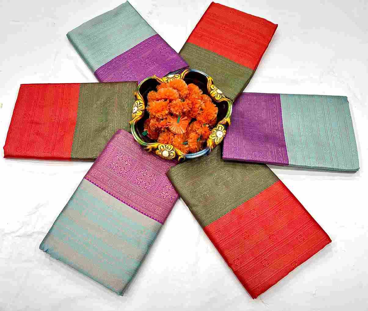 Kp-4084 By Fashid Wholesale 01 To 02 Series Indian Traditional Wear Collection Beautiful Stylish Fancy Colorful Party Wear & Occasional Wear Soft Lichi Silk Saree Sarees At Wholesale Price