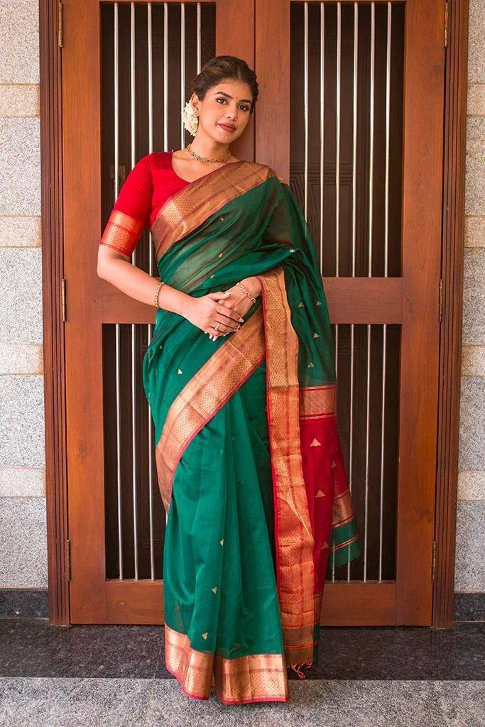 Kp-5046 By Fashid Wholesale 01 To 03 Series Indian Traditional Wear Collection Beautiful Stylish Fancy Colorful Party Wear & Occasional Wear Soft Lichi Silk Saree Sarees At Wholesale Price