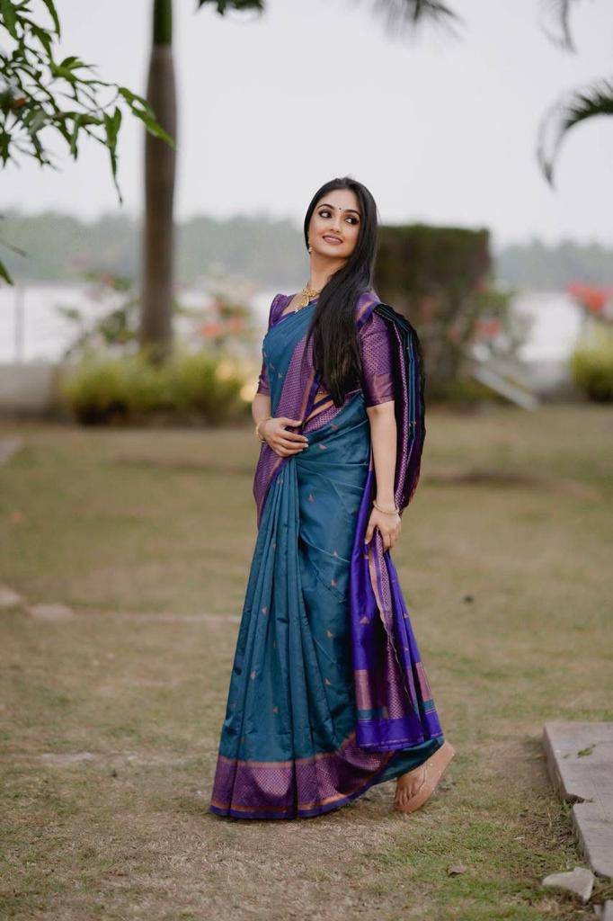Kp-5046 By Fashid Wholesale 01 To 03 Series Indian Traditional Wear Collection Beautiful Stylish Fancy Colorful Party Wear & Occasional Wear Soft Lichi Silk Saree Sarees At Wholesale Price