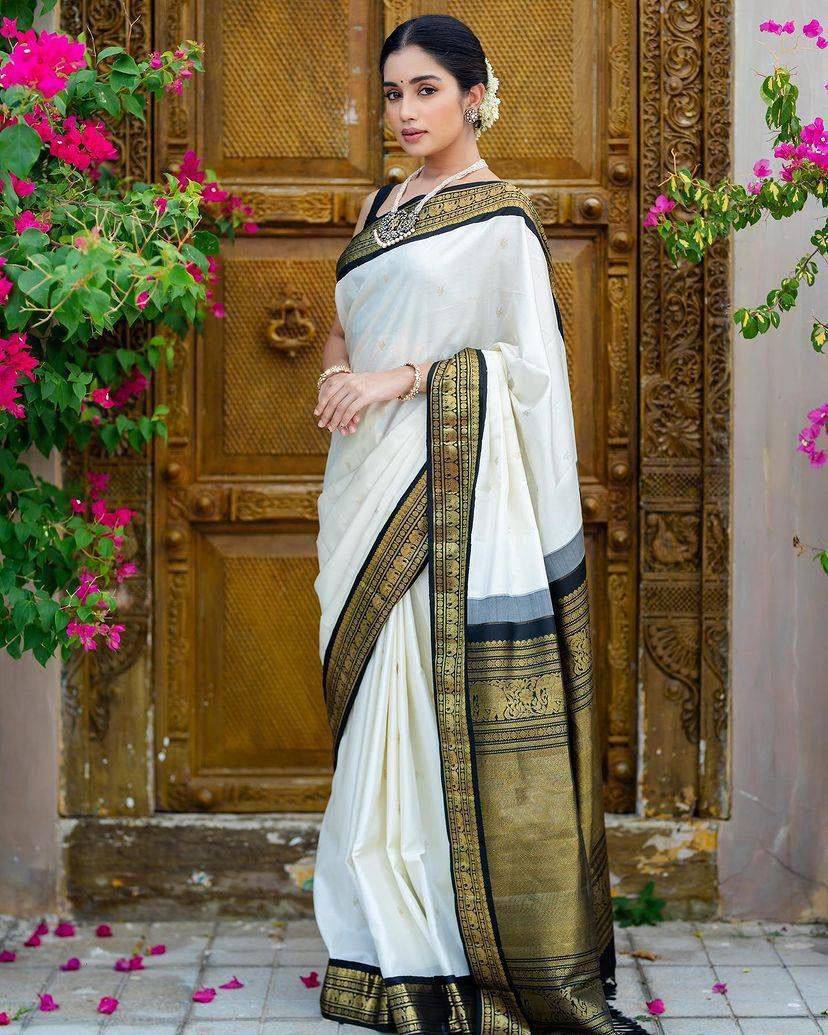 Kp-6007 By Fashid Wholesale Indian Traditional Wear Collection Beautiful Stylish Fancy Colorful Party Wear & Occasional Wear Soft Lichi Silk Saree Sarees At Wholesale Price