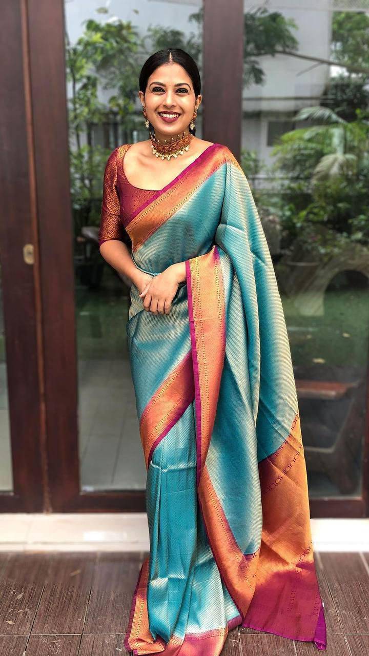 Kp-4051 By Fashid Wholesale 01 To 03 Series Indian Traditional Wear Collection Beautiful Stylish Fancy Colorful Party Wear & Occasional Wear Soft Lichi Silk Saree Sarees At Wholesale Price