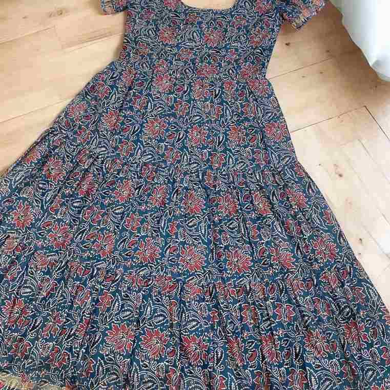 Pv-Gown Vol-7 By Fashid Wholesale 01 To 05 Series Designer Beautiful Collection Occasional Wear & Party Wear Pure Cotton Silk Gowns At Wholesale Price