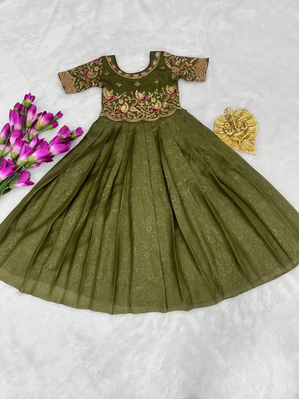 Pv-Kids-Gown Vol-15 By Fashid Wholesale 01 To 05 Series Designer Beautiful Collection Occasional Wear & Party Wear Pure Georgette Silk Gowns At Wholesale Price