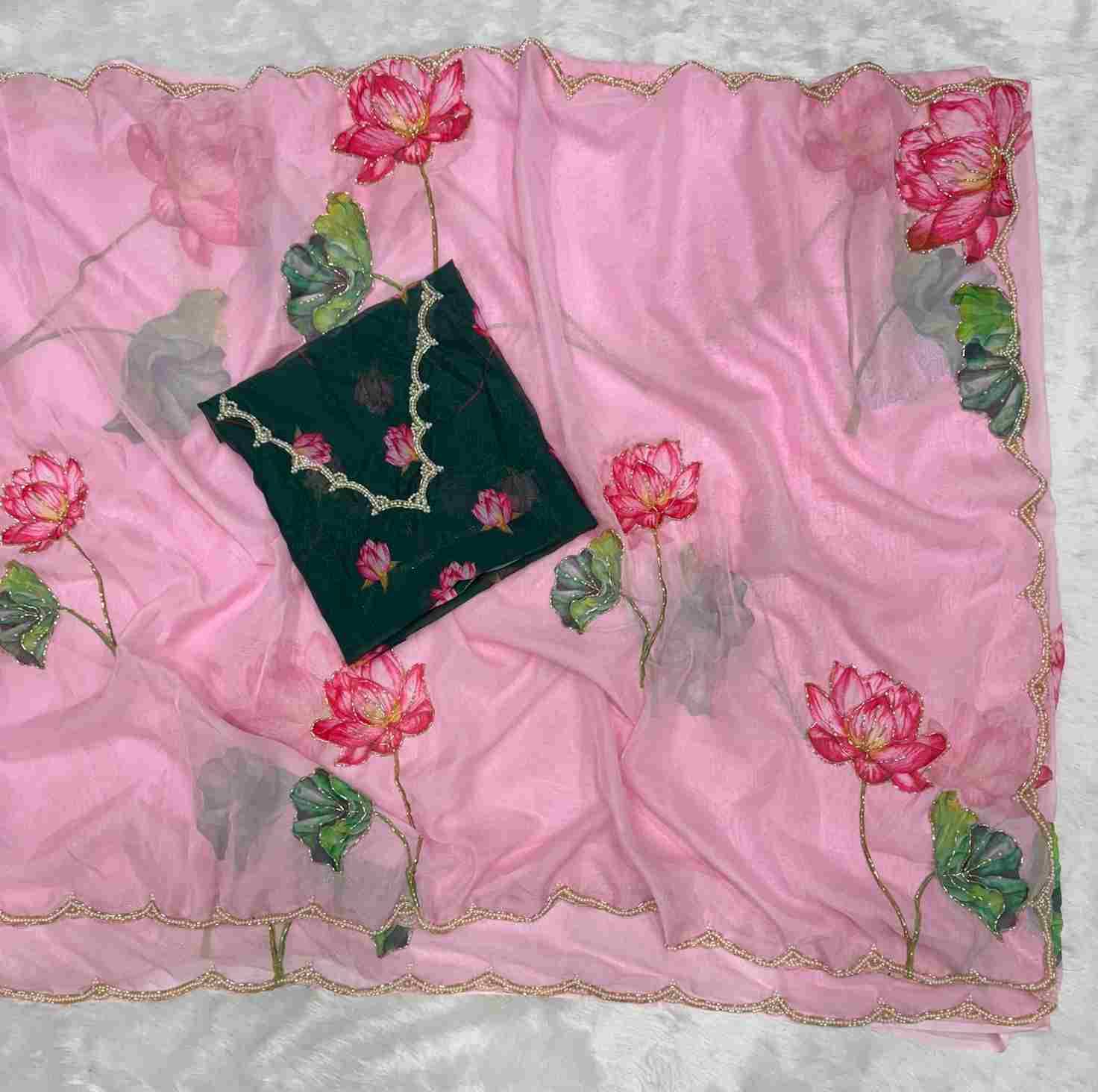 Vs-690 By Fashid Wholesale 01 To 08 Series Indian Traditional Wear Collection Beautiful Stylish Fancy Colorful Party Wear & Occasional Wear Pure Soft Tabby Organza Sarees At Wholesale Price