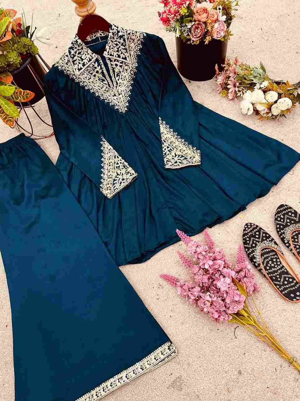 Sf-1122 By Fashid Wholesale 01 To 04 Series Beautiful Suits Colorful Stylish Fancy Casual Wear & Ethnic Wear Heavy Chinnon Dresses At Wholesale Price