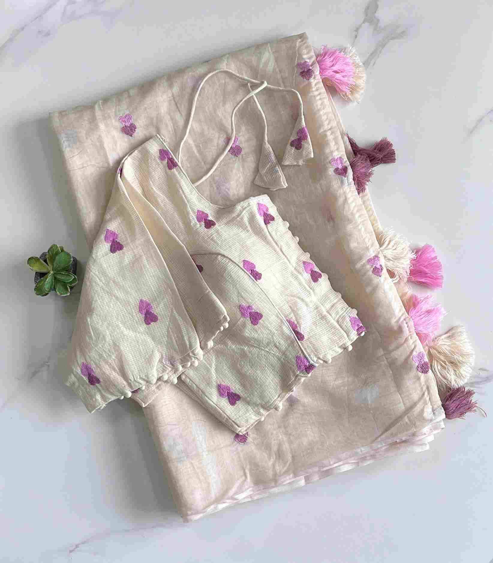 Vt-1019 By Fashid Wholesale 01 To 04 Series Indian Traditional Wear Collection Beautiful Stylish Fancy Colorful Party Wear & Occasional Wear Premium Chanderi Sarees At Wholesale Price