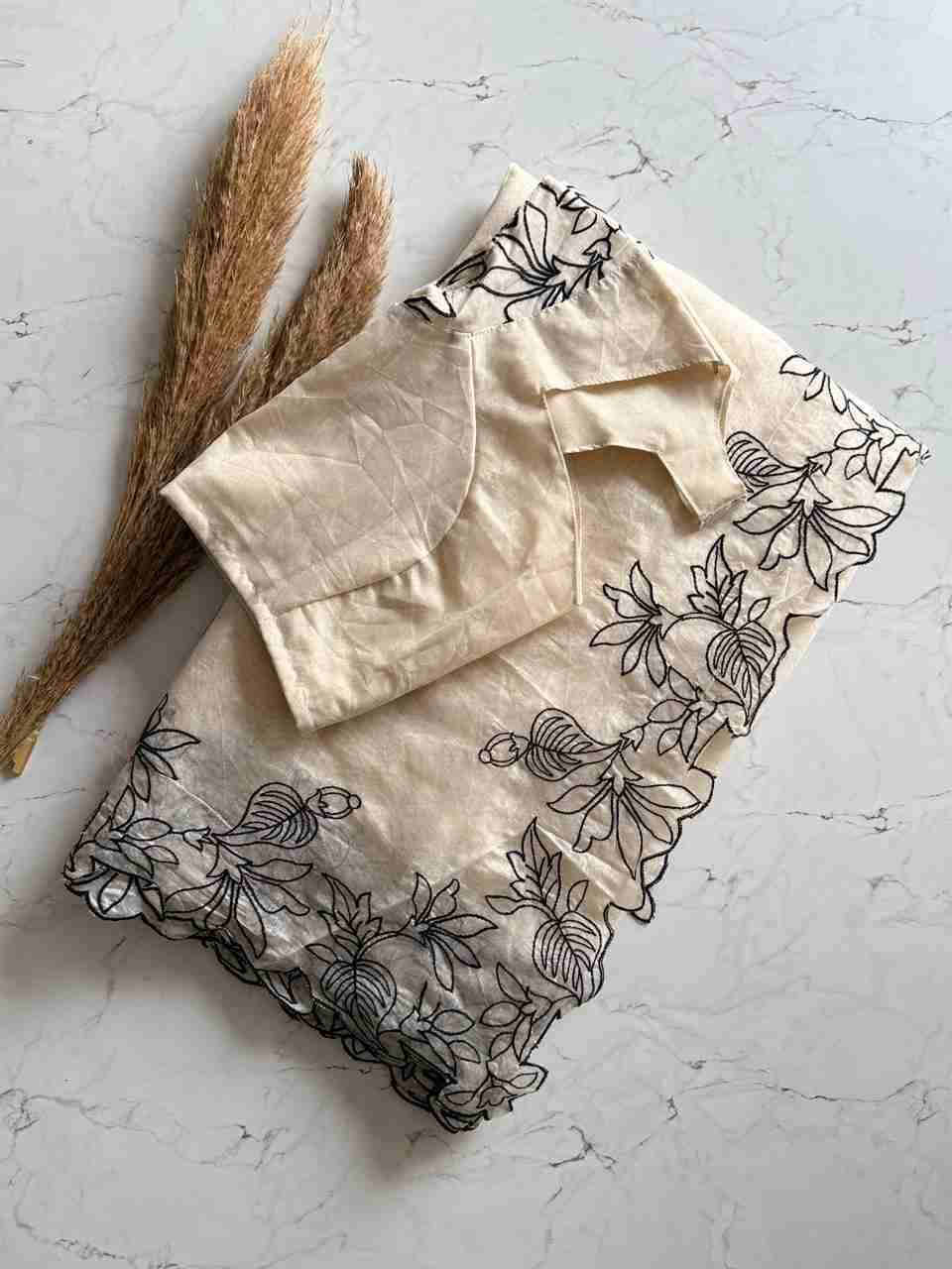 Vt-1024 By Fashid Wholesale Indian Traditional Wear Collection Beautiful Stylish Fancy Colorful Party Wear & Occasional Wear Premium Chanderi Cotton Sarees At Wholesale Price