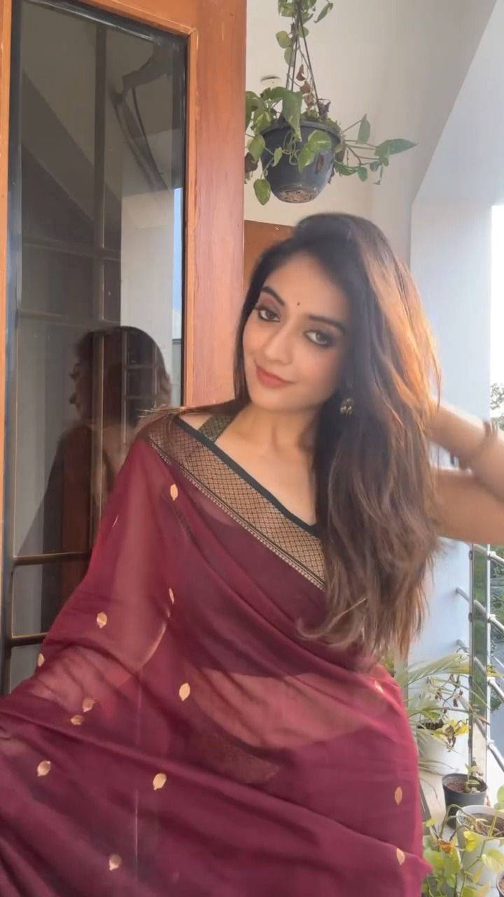 Kp-6059 By Fashid Wholesale Indian Traditional Wear Collection Beautiful Stylish Fancy Colorful Party Wear & Occasional Wear Soft Lichi Silk Sarees At Wholesale Price