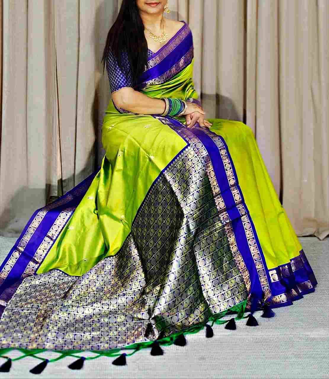 Sb-943 By Fashid Wholesale Indian Traditional Wear Collection Beautiful Stylish Fancy Colorful Party Wear & Occasional Wear Kanjivaram Soft Silk Sarees At Wholesale Price