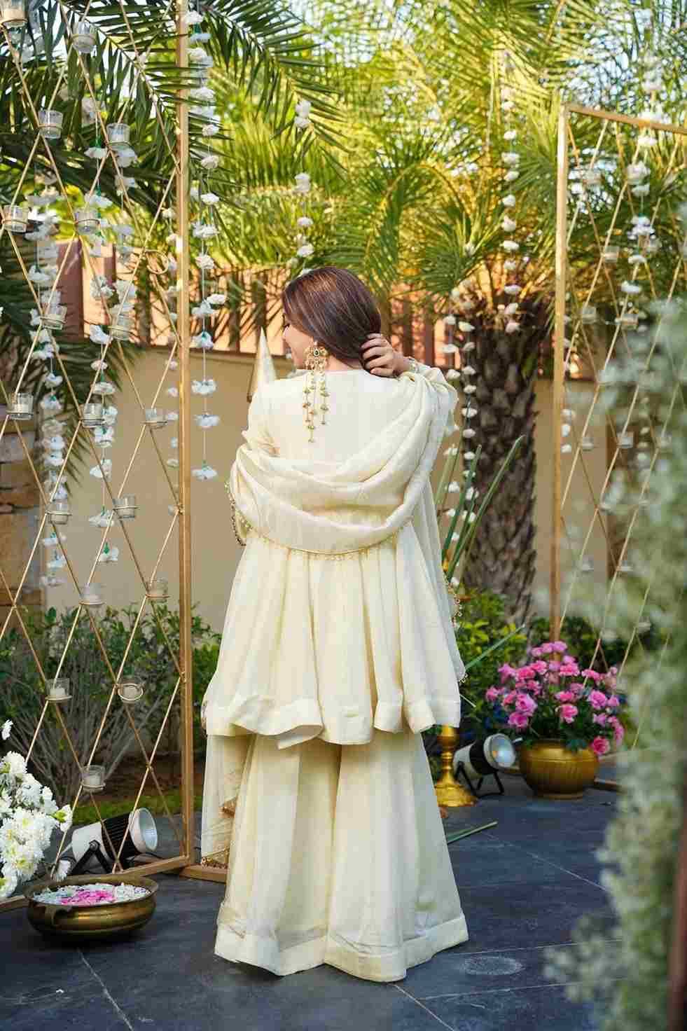 R-5942 By Fashid Wholesale 01 To 03 Series Beautiful Festive Suits Fancy Colorful Casual Wear & Ethnic Wear & Ready To Wear Cosmos Dresses At Wholesale Price